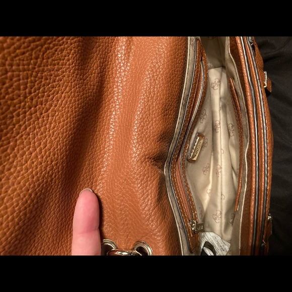 Guess Cross Body bag - Picture 3 of 7